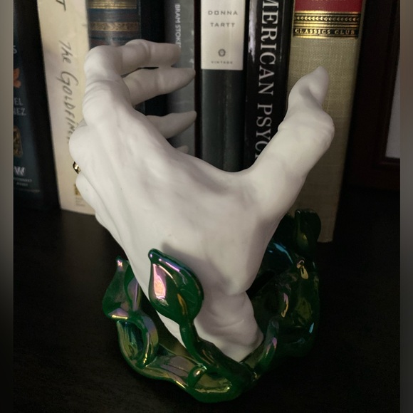 🎃Bath & Body Works Halloween witch hand soap holder💀 - Picture 4 of 7